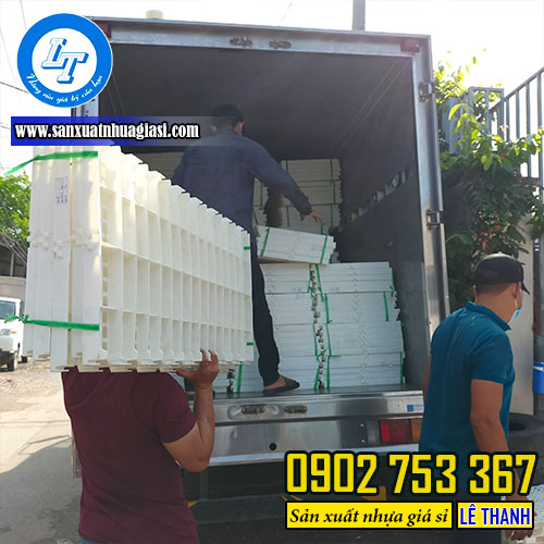 Giao sỉ sàn nuôi dê lỗ vuông Giao sỉ sàn nuôi dê lỗ vuông