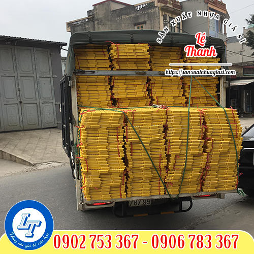 Giao sỉ số lượng lớn tấm sàn lót chăn nuôi Giao sỉ số lượng lớn tấm sàn lót chăn nuôi