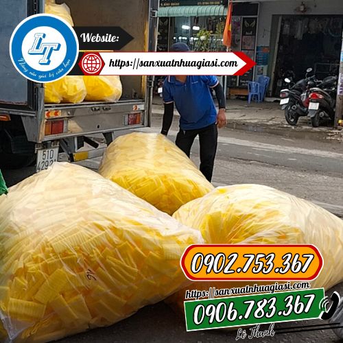 Lưới xốp vàng giao cho khách Lưới xốp vàng giao cho khách