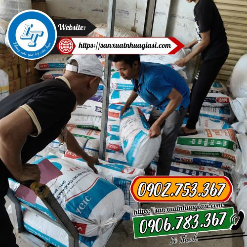 Giao hàng túi xốp trắng gai zin Giao hàng túi xốp trắng gai zin