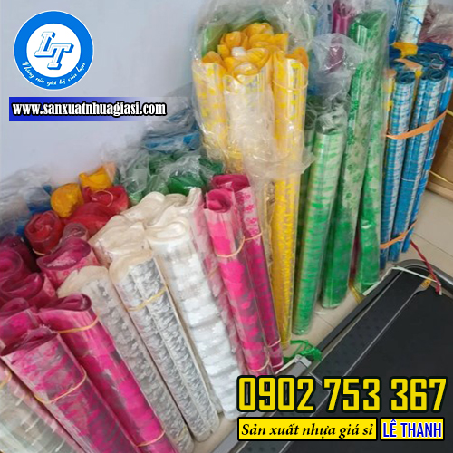 Giấy kiếng gói quà giá sỉ rẻ đủ size Giấy kiếng gói quà giá sỉ rẻ đủ size