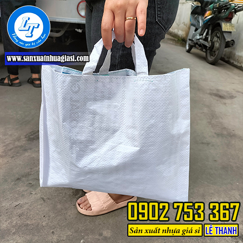 Giỏ xách bao cám có ứng dụng cao trong đời sống Giỏ xách bao cám có ứng dụng cao trong đời sống