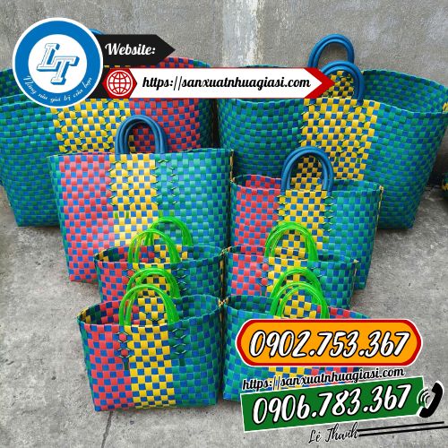 Giỏ xách đan tay có đủ kích thước Giỏ xách đan tay có đủ kích thước