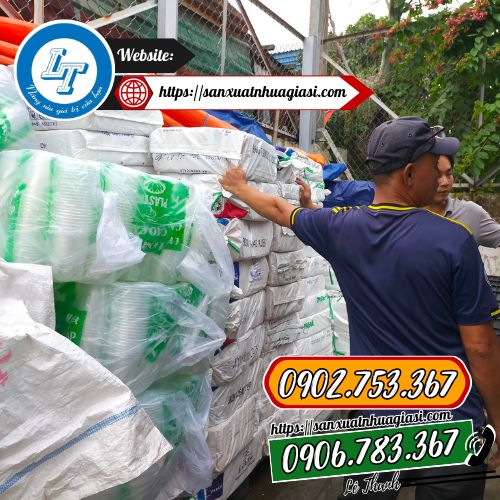 giao đơn sỉ túi rác đen công nghiệp cho khách giao đơn sỉ túi rác đen công nghiệp cho khách