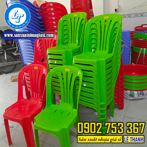 Ghế nhựa tựa lưng có màu sắc đa dạng Ghế nhựa tựa lưng có màu sắc đa dạng