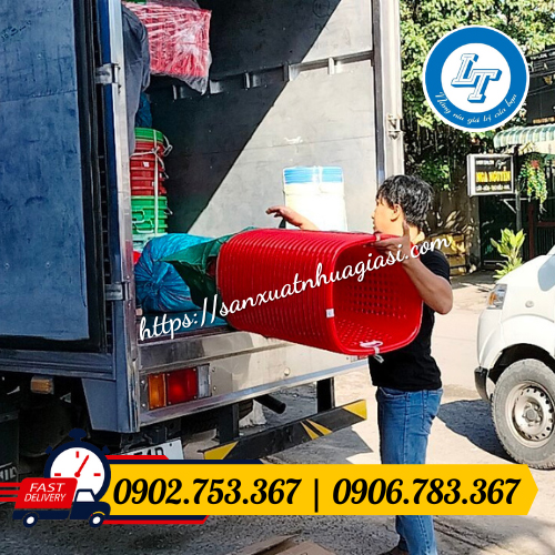 Hỗ trợ giao hàng ghế nhựa xếp giá sỉ Hỗ trợ giao hàng ghế nhựa xếp giá sỉ