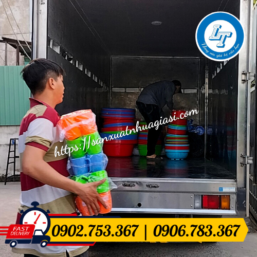 Hỗ trợ giao hàng sọt nhựa vuông Hỗ trợ giao hàng sọt nhựa vuông