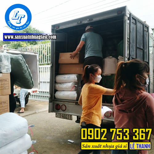 Đội ngũ giao hàng nhanh chóng