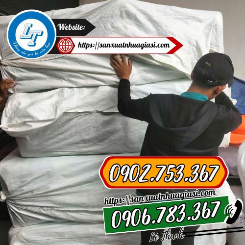 Giao chén nhựa mica cho khách Giao chén nhựa mica cho khách