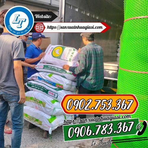 Hoạt động giao hàng tại Lê Thanh Hoạt động giao hàng tại Lê Thanh