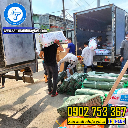 hoạt động giao hàng tại Lê Thanh hoạt động giao hàng tại Lê Thanh