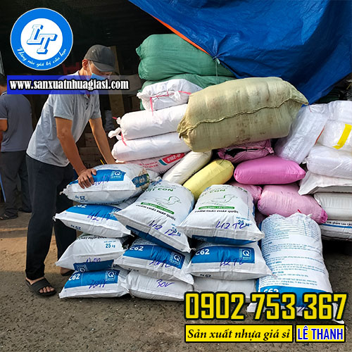 Hoạt động giao hàng túi niêm phong tại Lê Thanh Hoạt động giao hàng túi niêm phong tại Lê Thanh