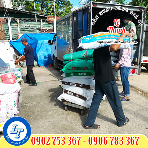 Hoạt động giao hàng túi niêm phong tại Lê Thanh Hoạt động giao hàng túi niêm phong tại Lê Thanh