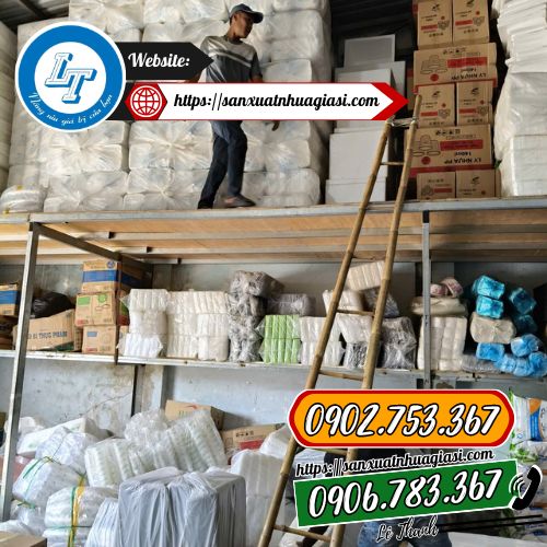 Kho xưởng túi zip chỉ đỏ lê thanh Kho xưởng túi zip chỉ đỏ lê thanh