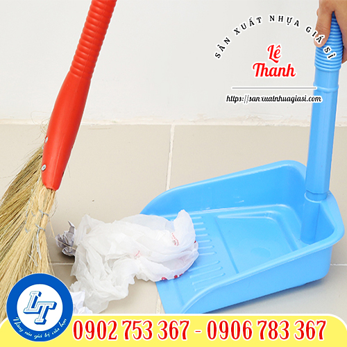 Ky hốt rác giúp làm sạch nhà cửa Ky hốt rác giúp làm sạch nhà cửa