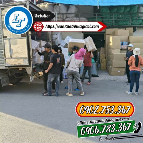 Lê Thanh là địa chỉ bán sỉ túi zip chỉ đỏ Lê Thanh là địa chỉ bán sỉ túi zip chỉ đỏ