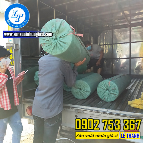 Giao 10 cuộn màng nilon trắng lót sàn Giao 10 cuộn màng nilon trắng lót sàn