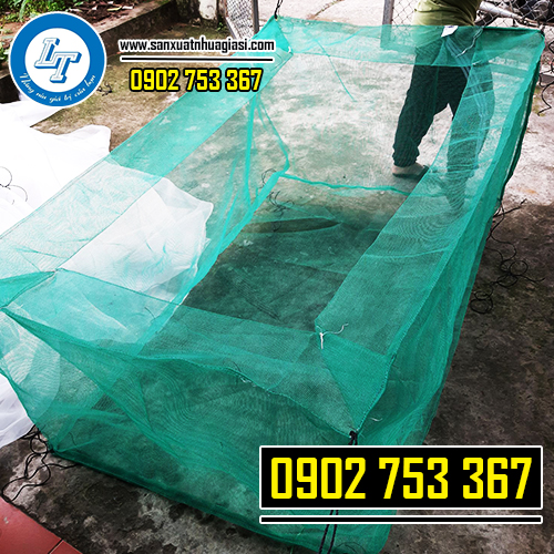 Lưới lồng nuôi lươn màu xanh