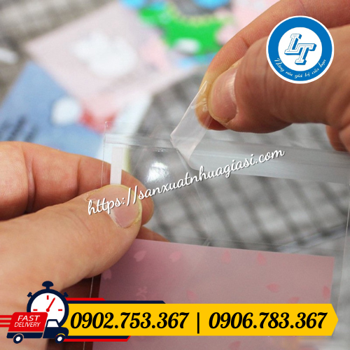 Lớp keo dính trên nắp miệng túi opp Lớp keo dính trên nắp miệng túi opp