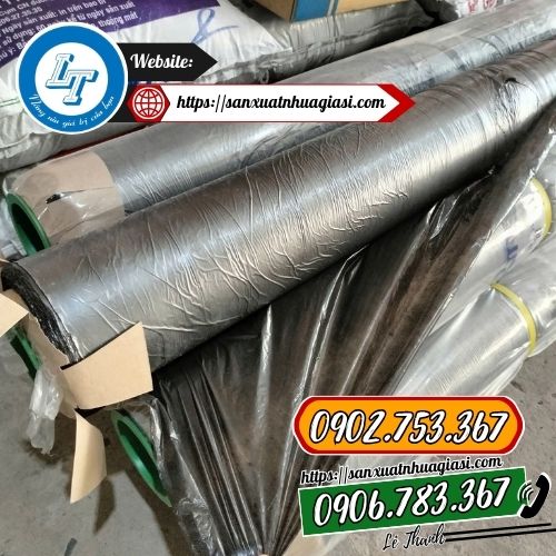 Màng phủ nông nghiệp có 2 màu đen - bạc, độ dày đa dạng Màng phủ nông nghiệp có 2 màu đen - bạc, độ dày đa dạng