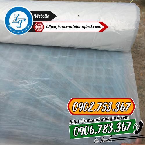 Cuộn màng nilon phủ gốc sầu Cuộn màng nilon phủ gốc sầu