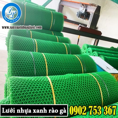 Lưới nhựa màu xanh dùng trong nông nghiệp