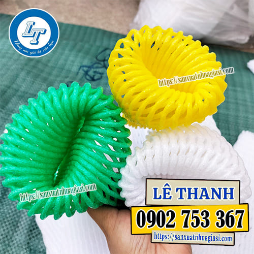 Lưới xốp bọc trái cây đủ màu xanh, vàng, trắng