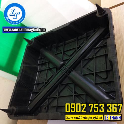 Mặt trong hộp nhựa ubot