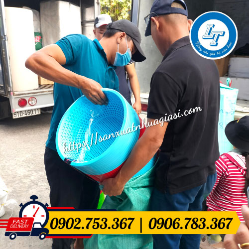 Miễn phí giao lồng bàn nhựa HCM Miễn phí giao lồng bàn nhựa HCM