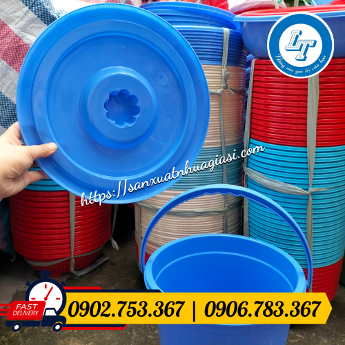 Nắp đậy kín không lo đổ nước Nắp đậy kín không lo đổ nước