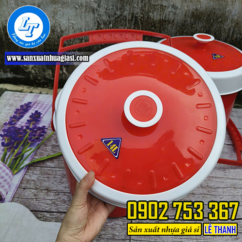 Nắp thùng đậy kín chắc chắn Nắp thùng đậy kín chắc chắn