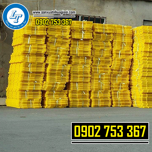 Nguồn sỉ tấm nhựa lót sàn chuồng heo giá sỉ rẻ Lê Thanh