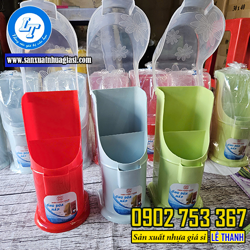 Ống đựng đũa muỗng có nắp đậy kín Ống đựng đũa muỗng có nắp đậy kín