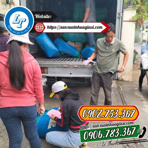 Phân phối sỉ giỏ xách nhựa đan tay Phân phối sỉ giỏ xách nhựa đan tay