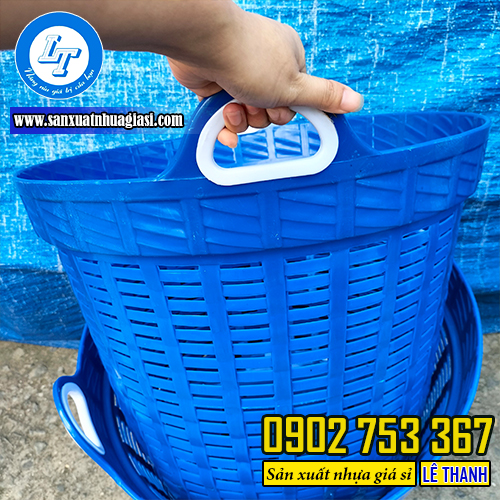 Quai cầm của cần xé có phủ lớp nhựa Quai cầm của cần xé có phủ lớp nhựa