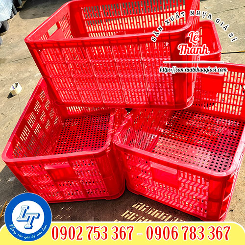 Rổ nhựa đựng bưởi màu đỏ Rổ nhựa đựng bưởi màu đỏ