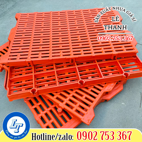 Sàn nhựa nuôi heo chất lượng, độ bền cao