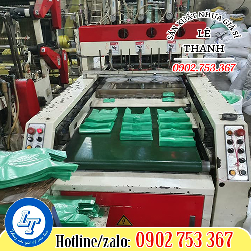 Sản xuất túi xốp gai màu với máy móc tiên tiến Sản xuất túi xốp gai màu với máy móc tiên tiến