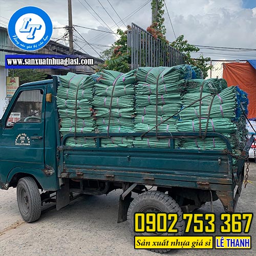 Giao 5000 bao tải đá xanh cho khách Giao 5000 bao tải đá xanh cho khách