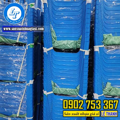 Sỉ số lượng bàn nhựa chữ nhật tại kho Sỉ số lượng bàn nhựa chữ nhật tại kho