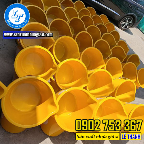 Chuyên sỉ xô nhựa pha thuốc trừ sâu Chuyên sỉ xô nhựa pha thuốc trừ sâu