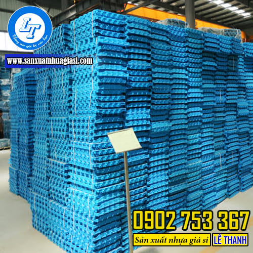 Tấm nhựa lót sàn chăn nuôi heo giá sỉ rẻ tại Lê Thanh