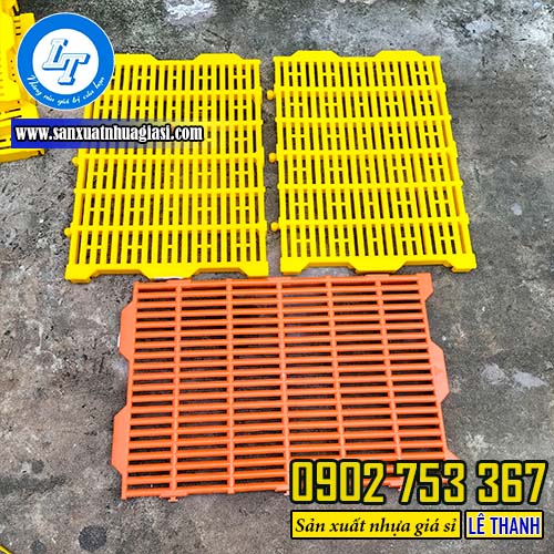 Tấm sàn nhựa chăn nuôi vàng/cam Tấm sàn nhựa chăn nuôi vàng/cam