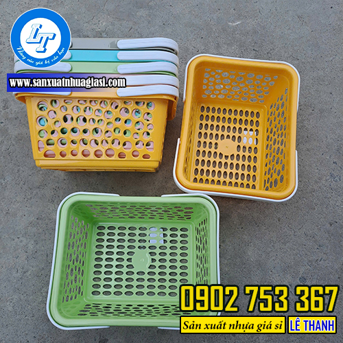 Lê Thanh bán sỉ giỏ xách nhựa đẹp mắt Lê Thanh bán sỉ giỏ xách nhựa đẹp mắt