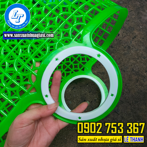 Thiết kế quai cầm lót nhựa dễ cầm nắm Thiết kế quai cầm lót nhựa dễ cầm nắm