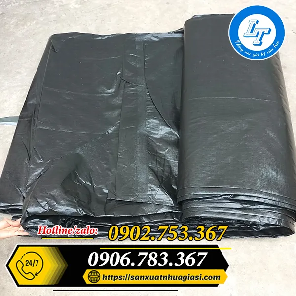 BẠT NHỰA MÀU ĐEN