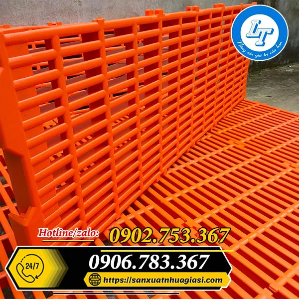 TẤM NHỰA LÓT SÀN CHĂN NUÔI 40x120