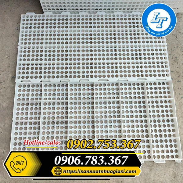 TẤM NHỰA LÓT SÀN CHĂN NUÔI 50X100