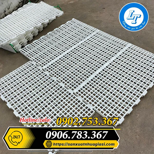 TẤM NHỰA LÓT SÀN CHĂN NUÔI 50X100