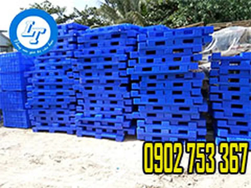 BÁN PALLET NHỰA GIÁ RẺ CHO KHO BÃI TẠI HCM